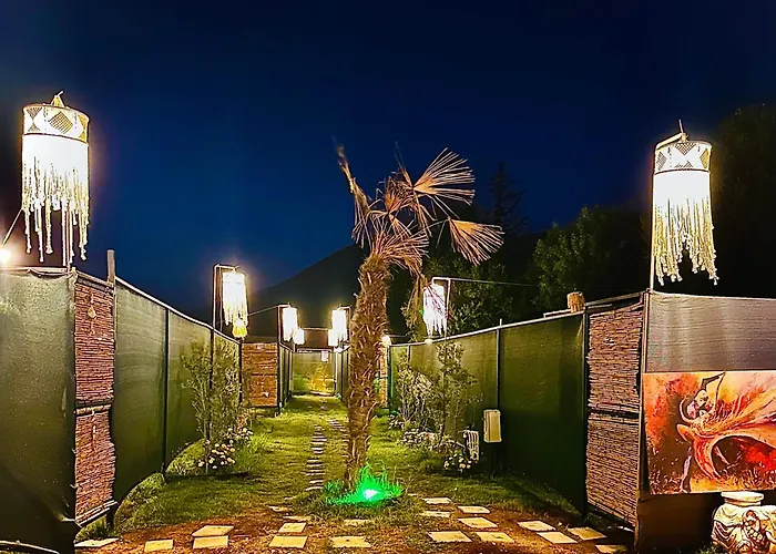 Pera Line Kayakoey Φετιγιέ